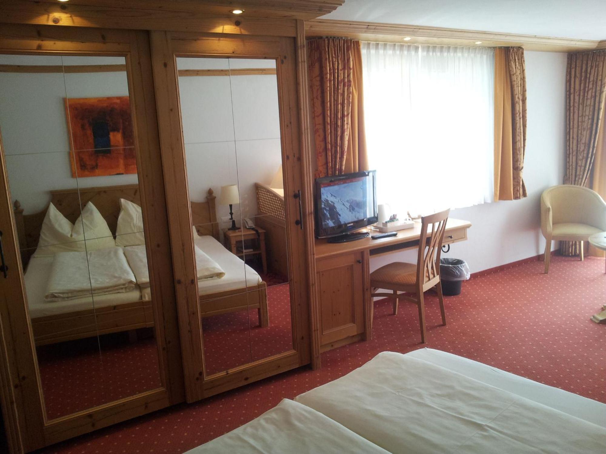 Hotel Dufour Chalet - Adults Only Zermatt Rum bild