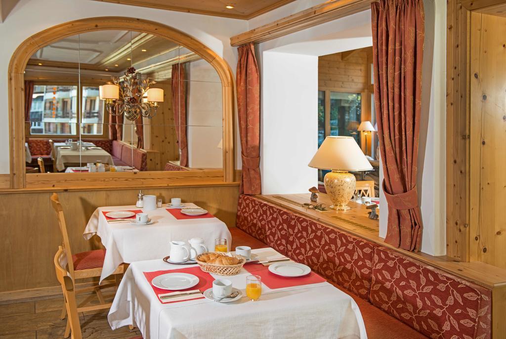 Hotel Dufour Chalet - Adults Only Zermatt Exteriör bild