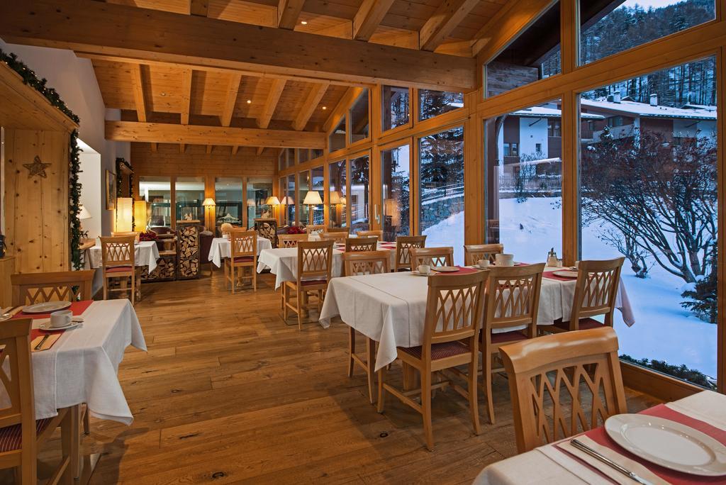 Hotel Dufour Chalet - Adults Only Zermatt Exteriör bild